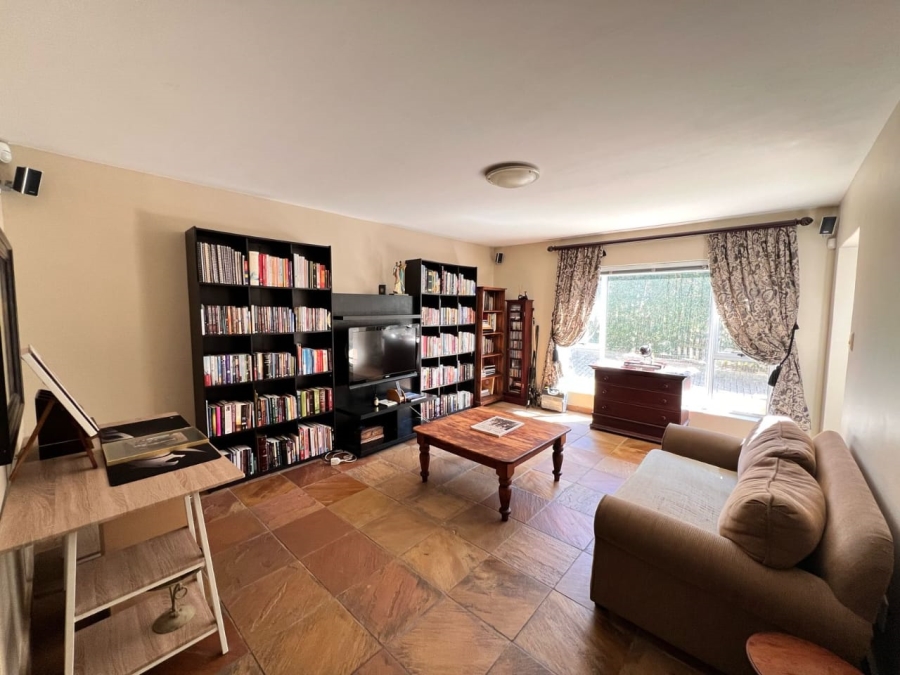 4 Bedroom Property for Sale in Wavecrest Eastern Cape